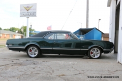 1966_Olds_442_2017-10-06.0159