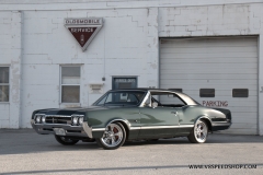 1966_Olds_442_2017-10-26.0283