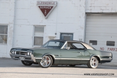 1966_Olds_442_2017-10-26.0300