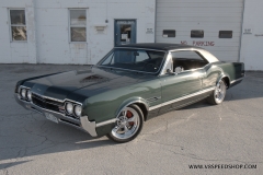 1966_Olds_442_2017-10-26.0318