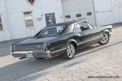 1966_Olds_442_2017-10-26.0333
