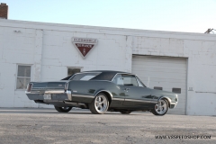 1966_Olds_442_2017-10-26.0373