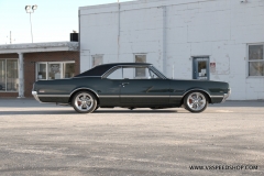 1966_Olds_442_2017-10-26.0387