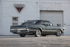1966_Olds_442_2017-10-26.0401