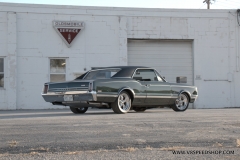 1966_Olds_442_2017-10-26.0406