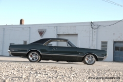 1966_Olds_442_2017-10-26.0422