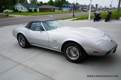 1975_Chevrolet_Corvette_DL_2022-05-10_0001