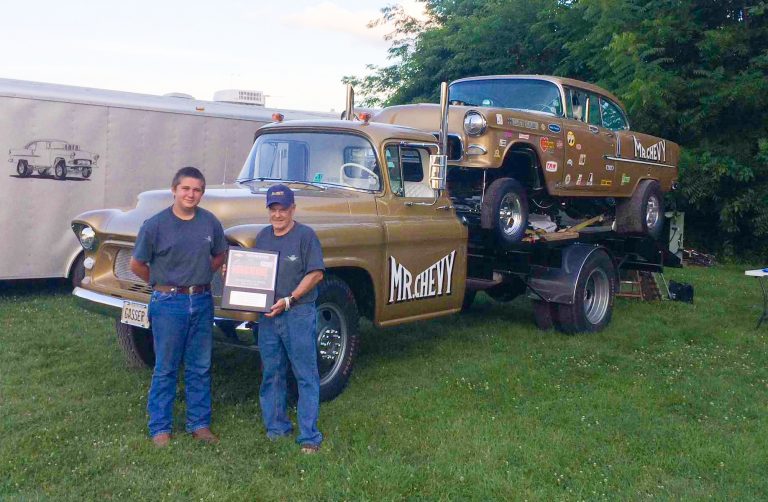 V8 Speed & Resto Shop Customer Takes Home “Publisher’s Choice” Award At Street Machine Nationals