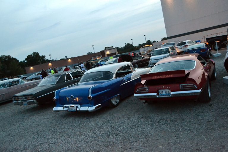 2nd Annual V8TV Drive-In Cruise Video and Photo Gallery!